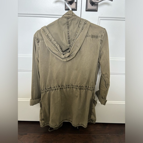 Aritzia army jacket - Picture 3 of 5